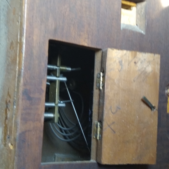 ^!^ SOLD ^!^ Antique Cuckoo Clock (needs love) - Picture 8 of 14